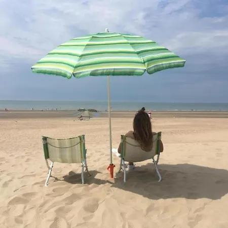In Near The Beach, Cleaning Included *